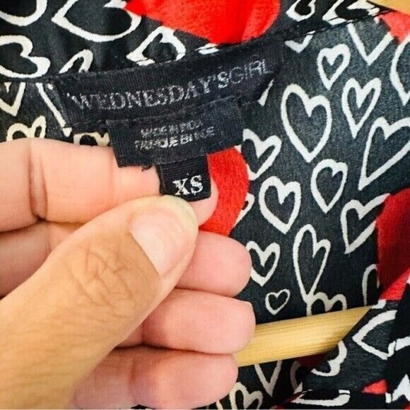 Wednesdays Girl Womens Shirt Heart Print Multicolor Long Sleeve Collared Size XS - Picture 7 of 10